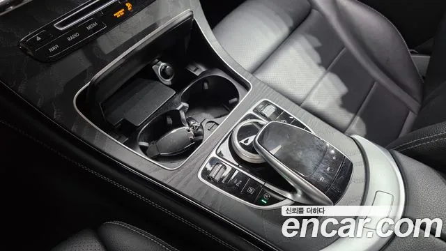 Mercedes-Benz GLC 2019 thumb 11
