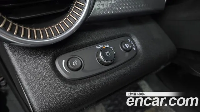 Chevrolet Tracker 2024 thumb 3