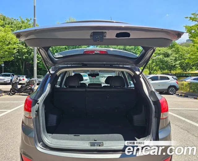 Hyundai ix 2009 thumb 12
