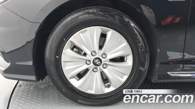 Hyundai Hybrid 2017 thumb 5