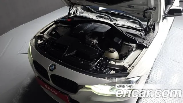 BMW 3 серии 2016 thumb 5