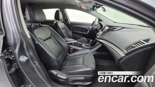 Hyundai i40 2013 thumb 5