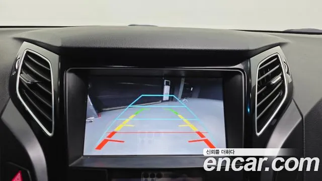 Hyundai i40 2013 thumb 10