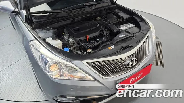 Hyundai Grandeur 2014 thumb 4