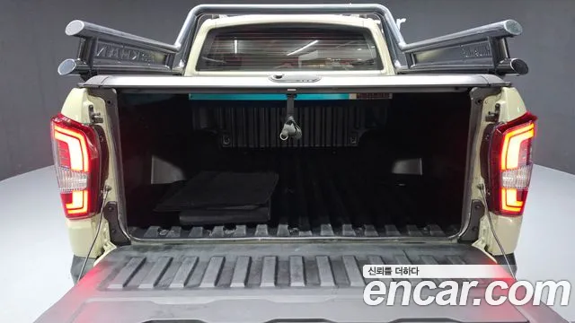 KGM Rexton 2023 thumb 12