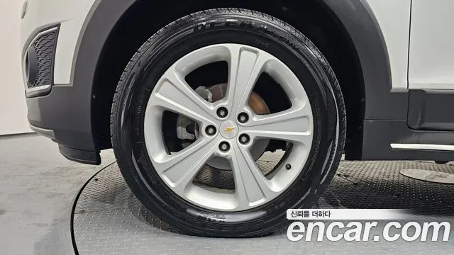 Chevrolet Captiva 2015 thumb 12