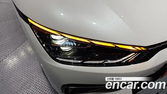 Kia EV6 2022 thumb 8