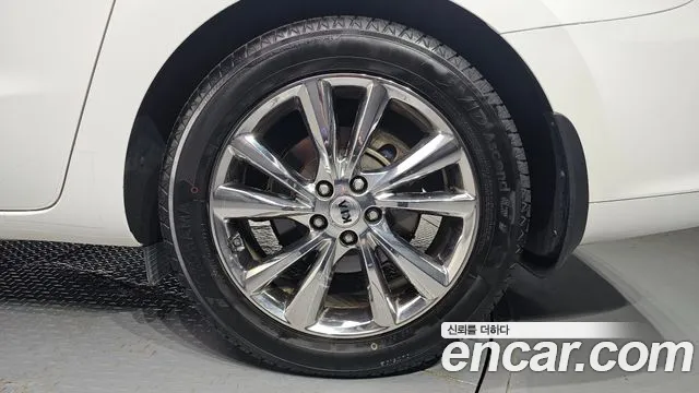 Kia Carnival 2018 thumb 10