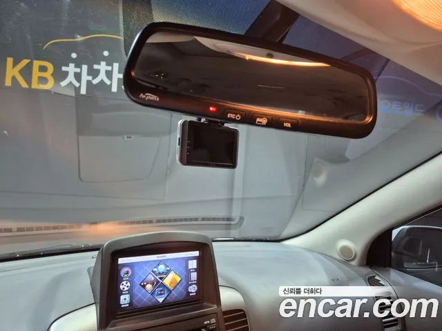 Kia Canival 2012 thumb 2