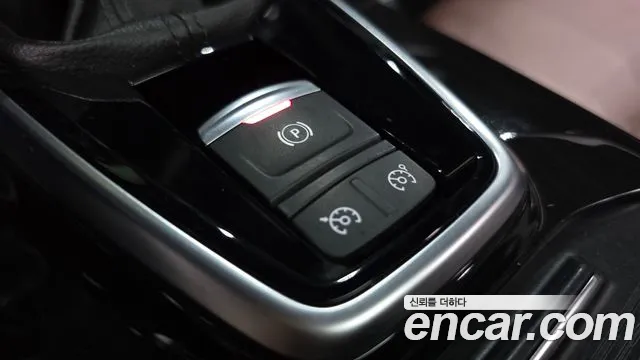 Renault QM6 2018 thumb 12