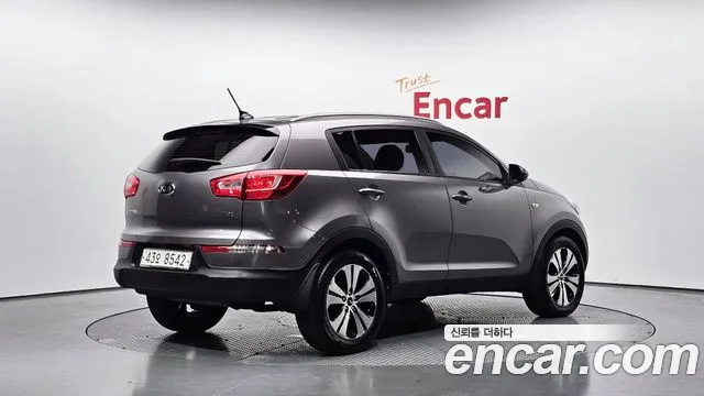Kia Sportage 2010 thumb 3