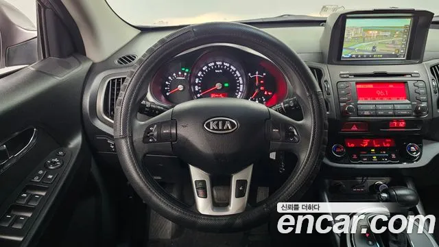 Kia Sportage 2010 thumb 5