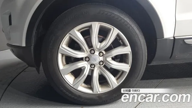 Land Rover Range Rover Evoque 2015 thumb 2