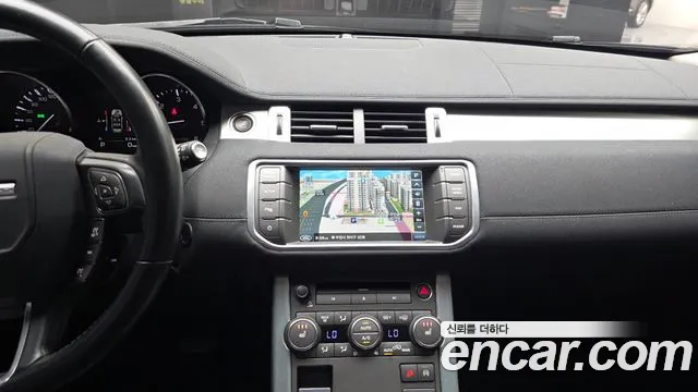 Land Rover Range Rover Evoque 2015 thumb 3