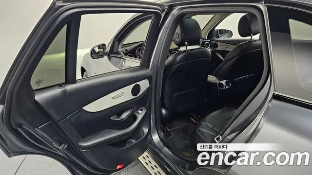 Mercedes-Benz GLC 2019 thumb 11
