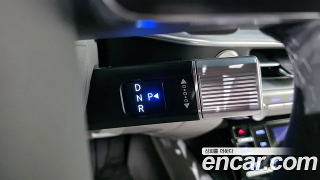 Hyundai Grandeur Hybrid 2023 thumb 9