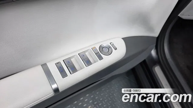Hyundai Grandeur Hybrid 2023 thumb 12