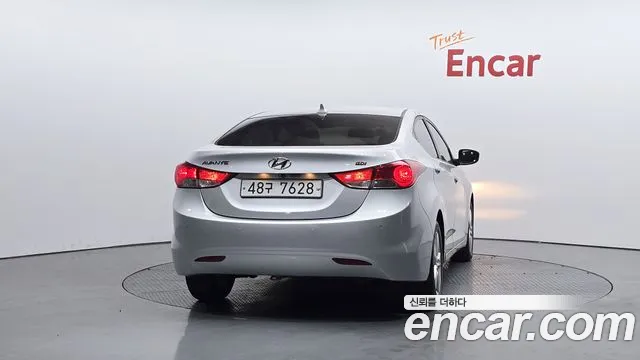 Hyundai Avante 2013 thumb 6