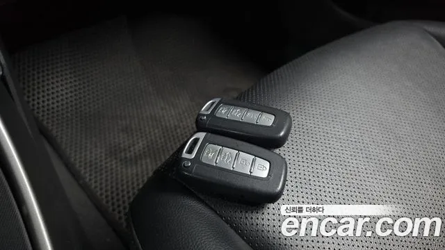 Hyundai Avante 2013 thumb 7
