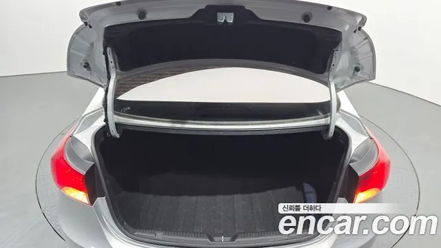Hyundai Avante 2013 thumb 2