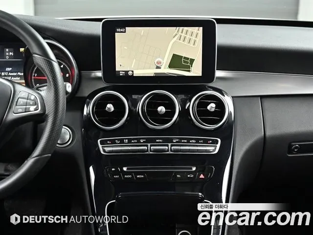 Mercedes-Benz C-Class 2015 thumb 8