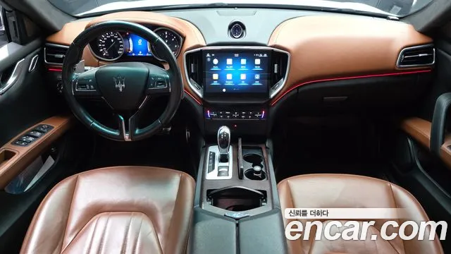 Maserati Ghibli 2015 thumb 3