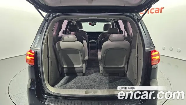 Kia Carnival 2019 thumb 10