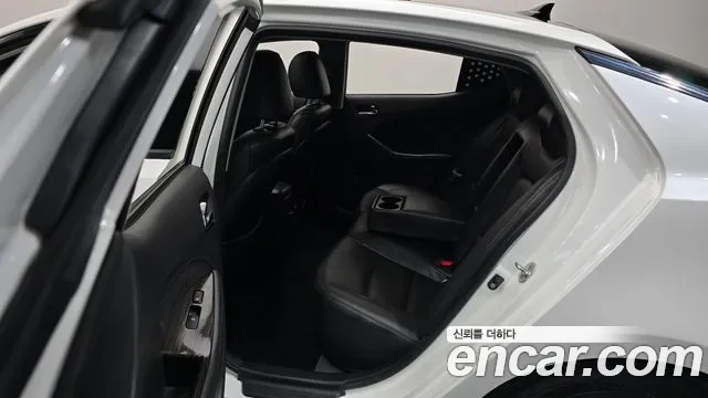 Kia K5 2014 thumb 3