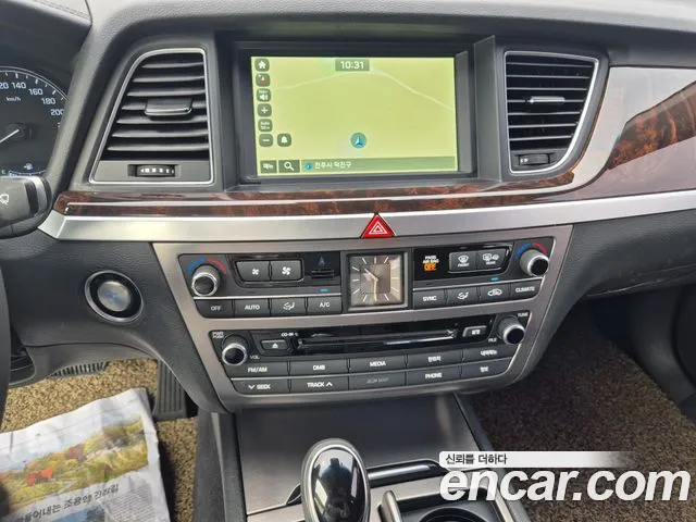 Hyundai Genesis 2016 thumb 10