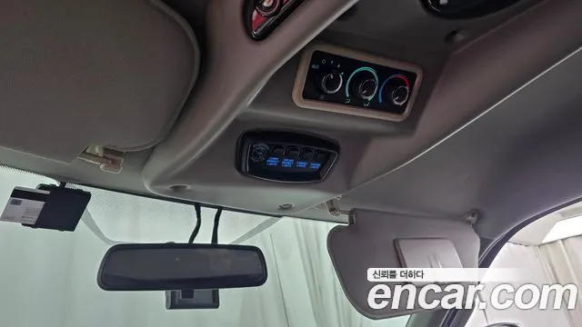 Chevrolet Express 2017 thumb 11