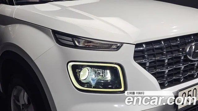 Hyundai Venue 2022 thumb 10