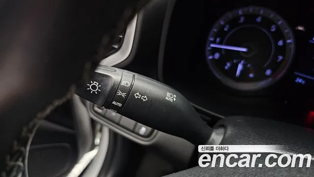 Hyundai Venue 2022 thumb 3