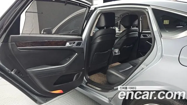 Hyundai Genesis 2014 thumb 5