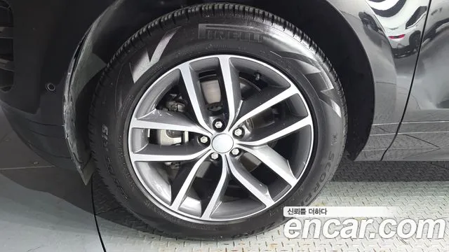 Land Rover Range Rover Evoque 2024 thumb 3