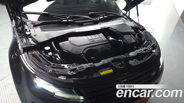 Land Rover Range Rover Evoque 2024 thumb 2