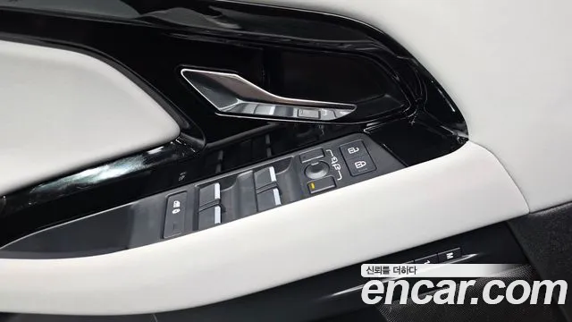 Land Rover Range Rover Evoque 2024 thumb 9