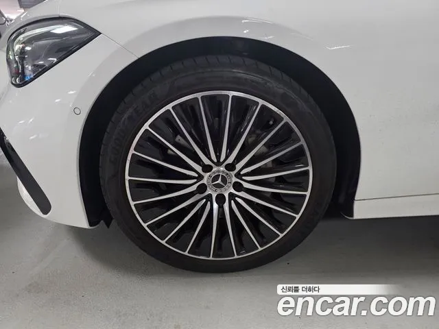 Mercedes-Benz CLE-Class 2024 thumb 10