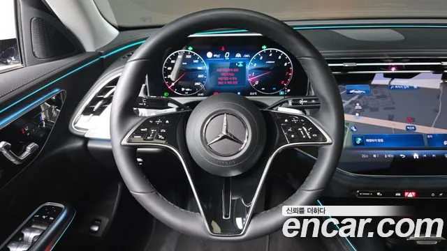 Mercedes-Benz E-Class 2025 thumb 3