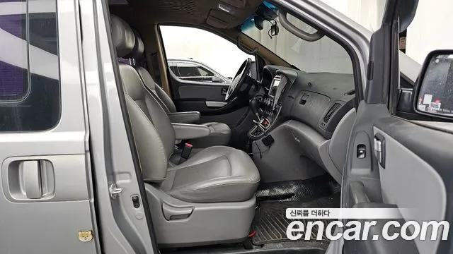 Hyundai Staria 2013 thumb 6