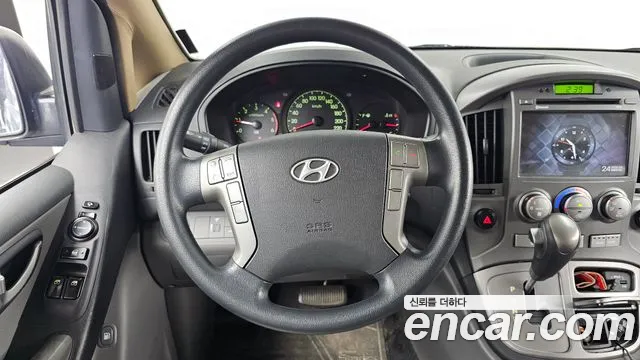 Hyundai Staria 2013 thumb 8