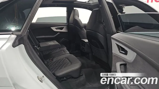 Audi Q8 2025 thumb 3