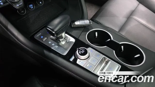 Genesis G70 2021 thumb 11
