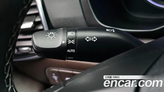 Hyundai Grandeur 2017 thumb 6