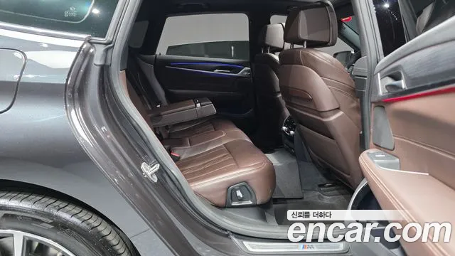 BMW 6 серии Gran Turismo 2022 thumb 4