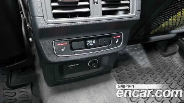 Audi SQ5 2023 thumb 5