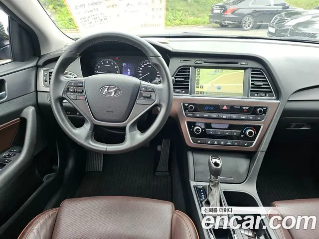 Hyundai LF 2017 thumb 2
