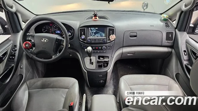 Hyundai Staria 2016 thumb 11