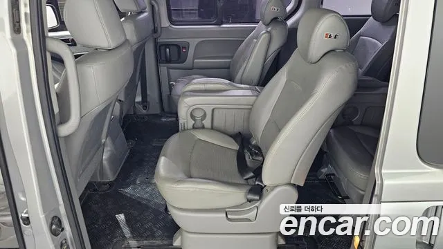 Hyundai Staria 2016 thumb 2