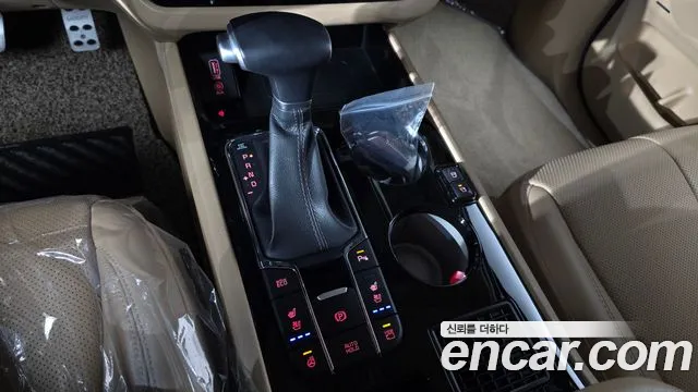 Kia Carnival 2020 thumb 12