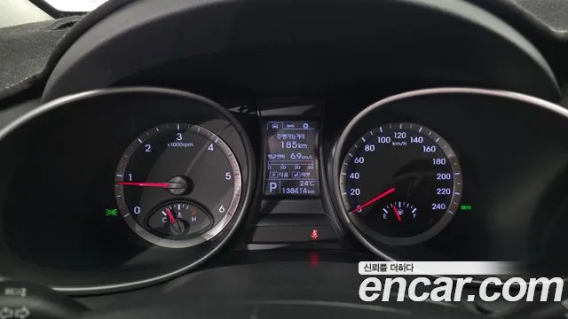 Hyundai DM 2013 thumb 2